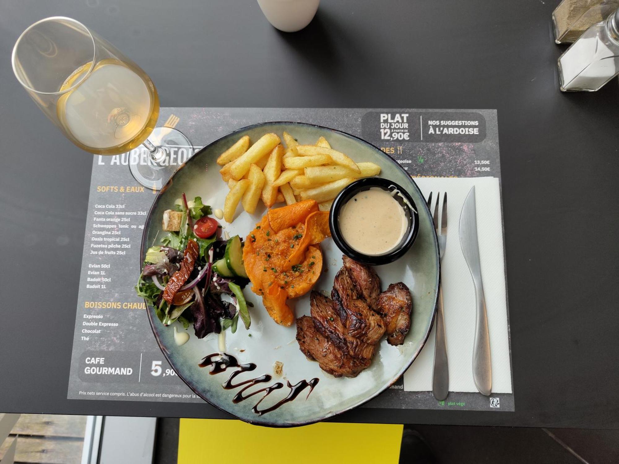 Auberge De Jeunesse Hi Lille Kültér fotó